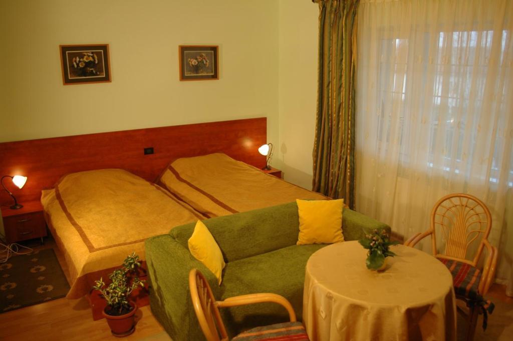 Country Club La Mesteceni Себеш Номер фото